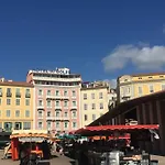 Appartamento Au Coeur De La Vieille
